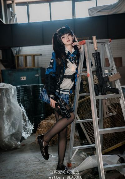 亚洲五月在线_高清字幕版在线播放
